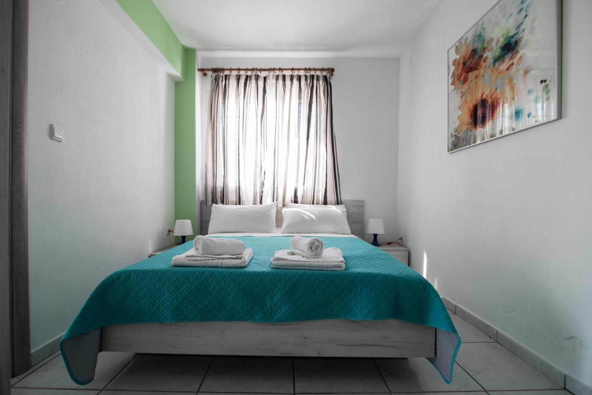 Dias Apartments Mola Kalyva Ngoại thất bức ảnh